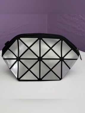 Gray Geometric Makeup Bag/Wristlet